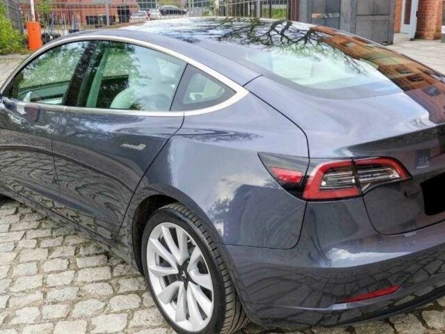 Сірий Тесла Модель 3, об'ємом двигуна 0 л та пробігом 60 тис. км за 12000 $, фото 6 на Automoto.ua