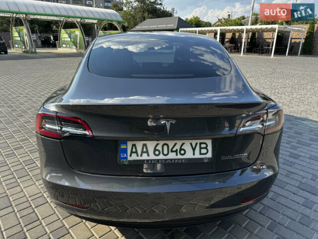 Серый Тесла Модель 3, объемом двигателя 0 л и пробегом 183 тыс. км за 17900 $, фото 8 на Automoto.ua