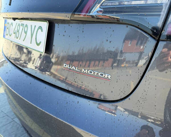 Сірий Тесла Модель 3, об'ємом двигуна 0 л та пробігом 124 тис. км за 20000 $, фото 15 на Automoto.ua