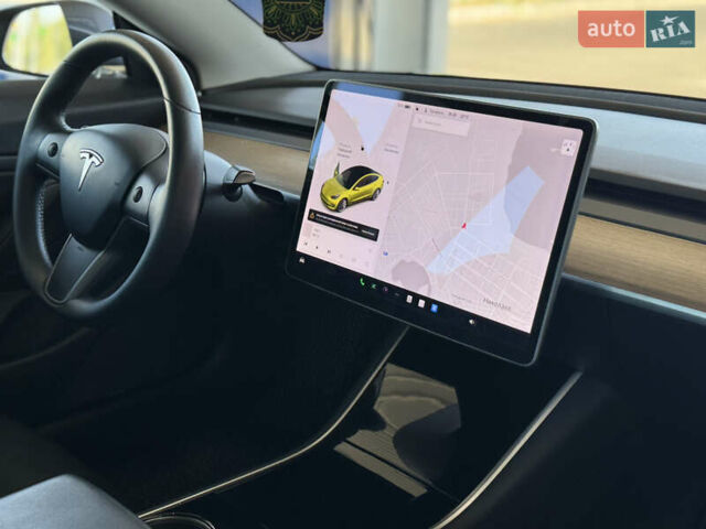 Сірий Тесла Модель 3, об'ємом двигуна 0 л та пробігом 92 тис. км за 18700 $, фото 8 на Automoto.ua