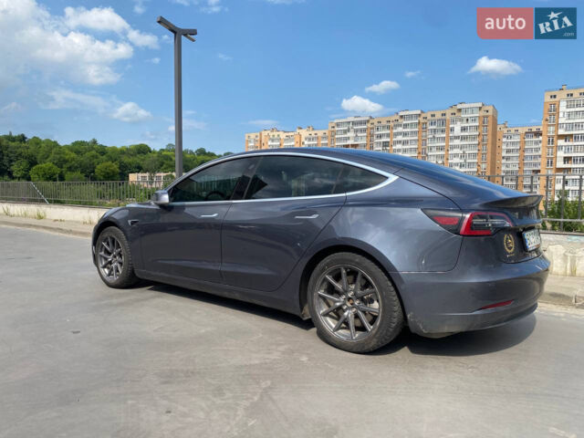 Сірий Тесла Модель 3, об'ємом двигуна 0 л та пробігом 91 тис. км за 11500 $, фото 8 на Automoto.ua