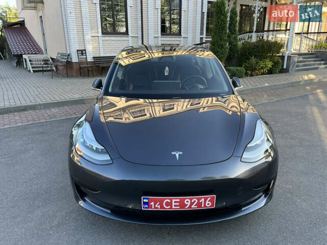 Серый Тесла Модель 3, объемом двигателя 0 л и пробегом 69 тыс. км за 16999 $, фото 6 на Automoto.ua
