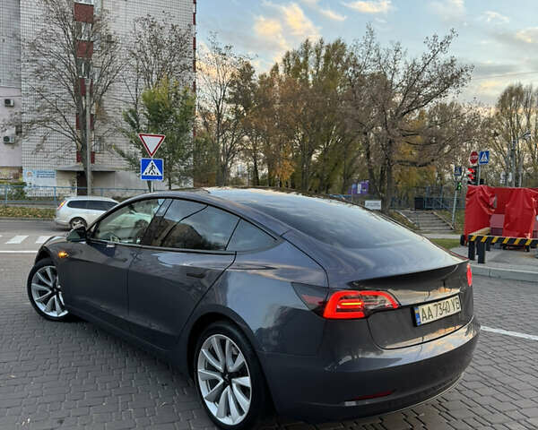 Сірий Тесла Модель 3, об'ємом двигуна 0 л та пробігом 111 тис. км за 16850 $, фото 18 на Automoto.ua