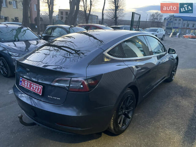 Сірий Тесла Модель 3, об'ємом двигуна 0 л та пробігом 186 тис. км за 18000 $, фото 8 на Automoto.ua
