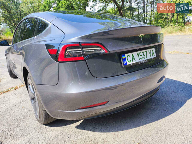 Сірий Тесла Модель 3, об'ємом двигуна 0 л та пробігом 83 тис. км за 15500 $, фото 3 на Automoto.ua