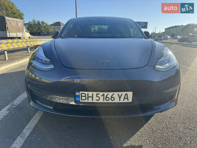 Тесла Модель 3 2020 в Одессе на Automoto.ua Серый Тесла Модель 3, объемом двигателя 0 л и пробегом 165 тыс. км за 17800 $, фото 6 на Automoto.ua