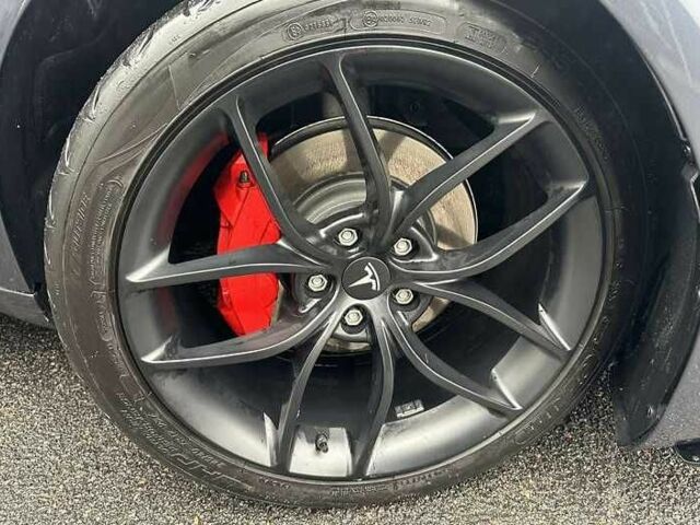 Сірий Тесла Модель 3, об'ємом двигуна 0 л та пробігом 29 тис. км за 14200 $, фото 23 на Automoto.ua