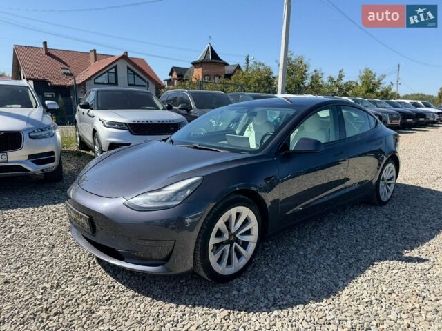 Серый Тесла Модель 3, объемом двигателя 0 л и пробегом 72 тыс. км за 17500 $, фото 9 на Automoto.ua