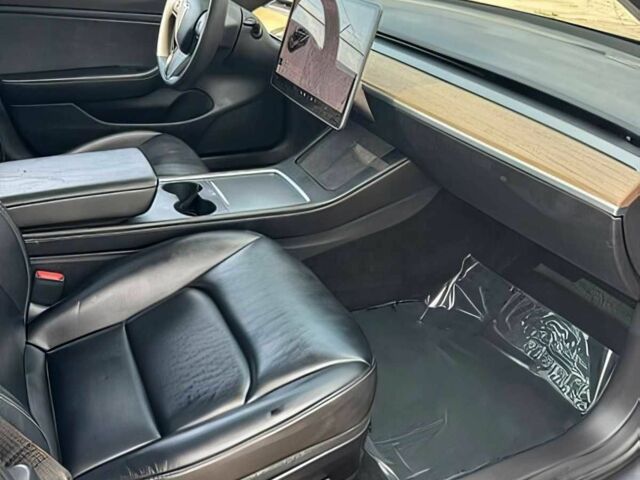 Тесла Модель 3 2021 у Києві на Automoto.ua Сірий Тесла Модель 3, об'ємом двигуна 0 л та пробігом 15 тис. км за 13000 $, фото 10 на Automoto.ua