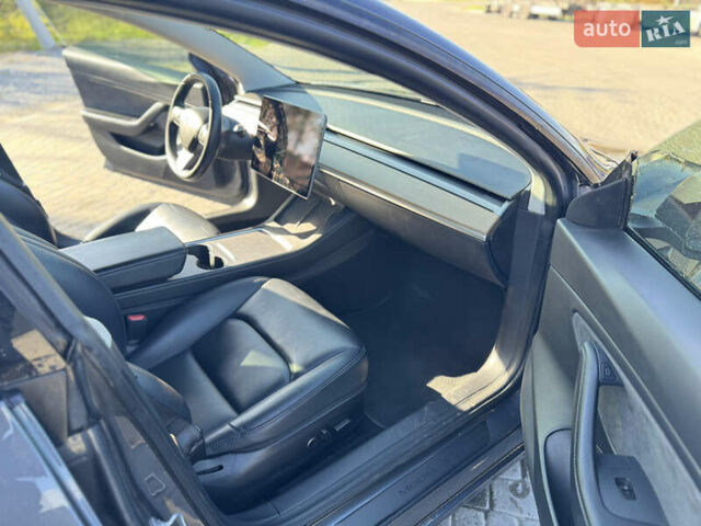 Серый Тесла Модель 3, объемом двигателя 0 л и пробегом 190 тыс. км за 20900 $, фото 19 на Automoto.ua