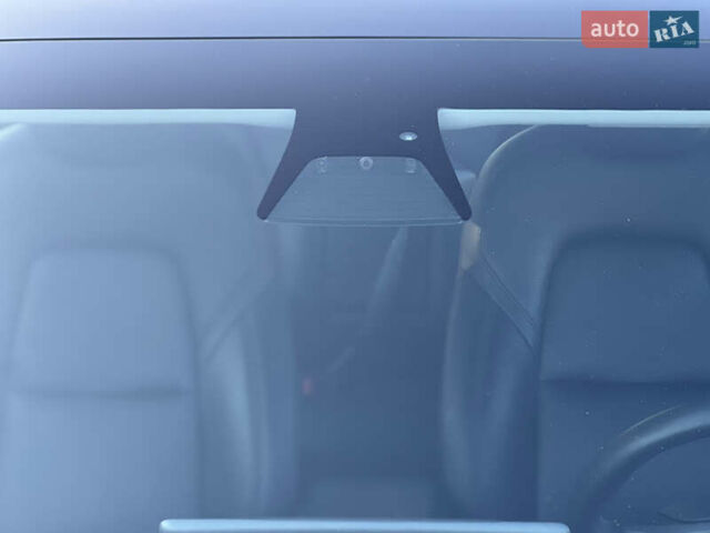 Серый Тесла Модель 3, объемом двигателя 0 л и пробегом 51 тыс. км за 20800 $, фото 8 на Automoto.ua