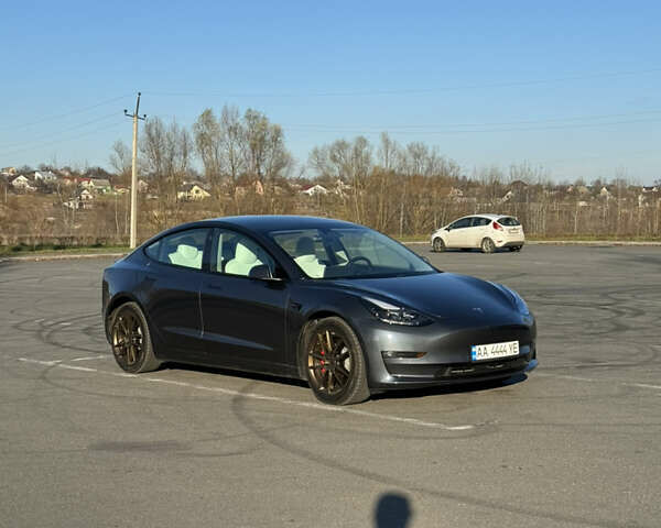 Сірий Тесла Модель 3, об'ємом двигуна 0 л та пробігом 57 тис. км за 21400 $, фото 4 на Automoto.ua