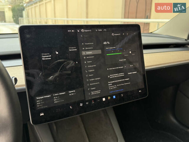 Сірий Тесла Модель 3, об'ємом двигуна 0 л та пробігом 80 тис. км за 18600 $, фото 24 на Automoto.ua