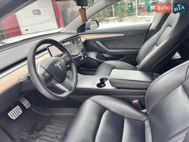 Сірий Тесла Модель 3, об'ємом двигуна 0 л та пробігом 38 тис. км за 24400 $, фото 6 на Automoto.ua