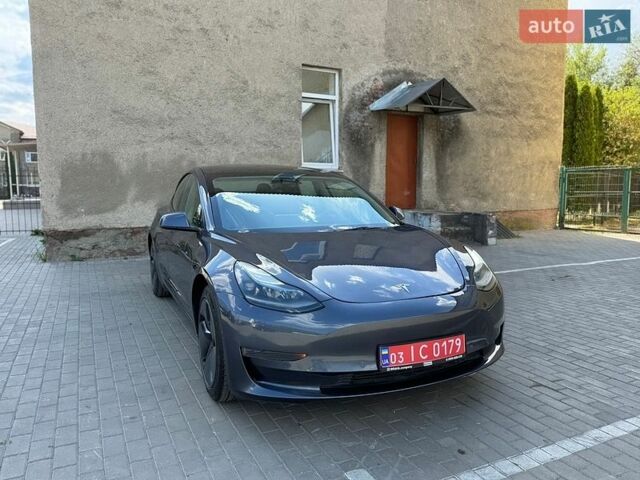 Серый Тесла Модель 3, объемом двигателя 0 л и пробегом 175 тыс. км за 15000 $, фото 4 на Automoto.ua