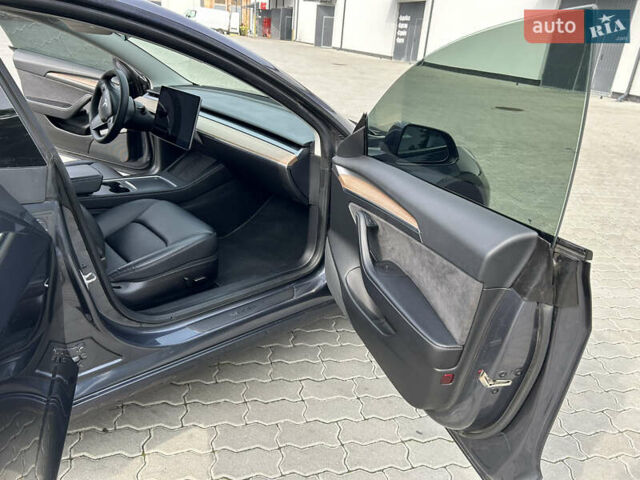Сірий Тесла Модель 3, об'ємом двигуна 0 л та пробігом 79 тис. км за 18200 $, фото 14 на Automoto.ua