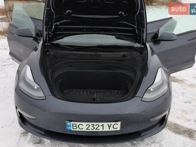Сірий Тесла Модель 3, об'ємом двигуна 0 л та пробігом 98 тис. км за 23500 $, фото 94 на Automoto.ua