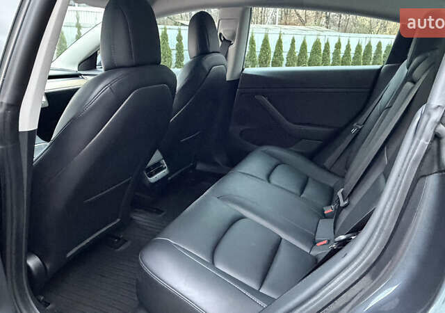 Сірий Тесла Модель 3, об'ємом двигуна 0 л та пробігом 79 тис. км за 19400 $, фото 24 на Automoto.ua