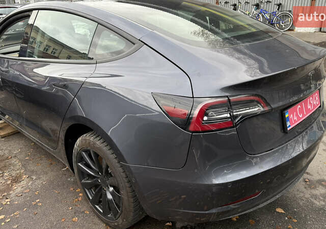 Сірий Тесла Модель 3, об'ємом двигуна 0 л та пробігом 57 тис. км за 13900 $, фото 2 на Automoto.ua