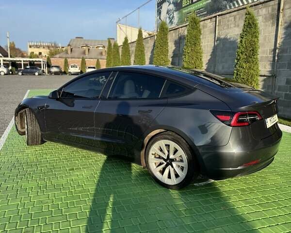 Сірий Тесла Модель 3, об'ємом двигуна 0 л та пробігом 69 тис. км за 23900 $, фото 9 на Automoto.ua