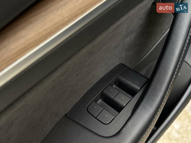 Сірий Тесла Модель 3, об'ємом двигуна 0 л та пробігом 80 тис. км за 18600 $, фото 19 на Automoto.ua