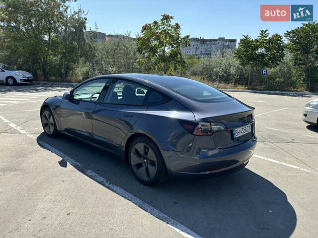 Серый Тесла Модель 3, объемом двигателя 0 л и пробегом 54 тыс. км за 20000 $, фото 2 на Automoto.ua