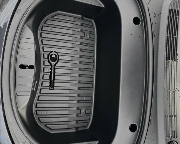 Тесла Модель 3 2021 у Бердичеве на Automoto.ua Сірий Тесла Модель 3, об'ємом двигуна 0 л та пробігом 82 тис. км за 23000 $, фото 2 на Automoto.ua