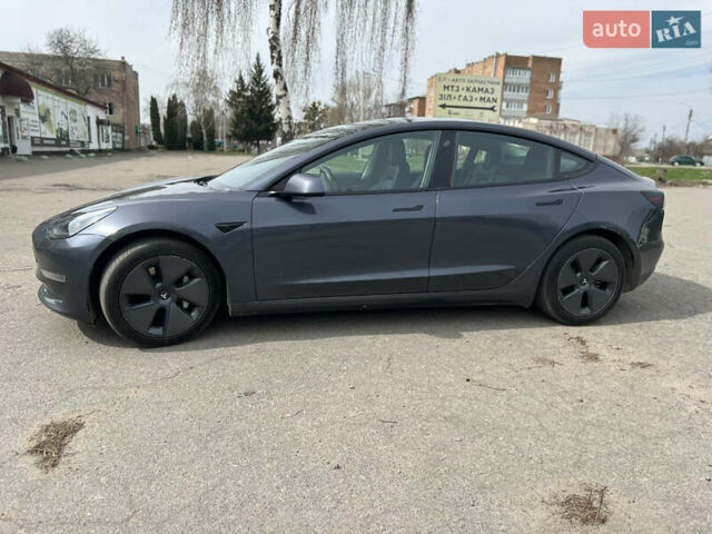 Серый Тесла Модель 3, объемом двигателя 0 л и пробегом 149 тыс. км за 16000 $, фото 3 на Automoto.ua