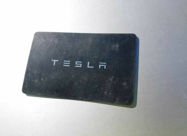 Сірий Тесла Модель 3, об'ємом двигуна 0 л та пробігом 70 тис. км за 9800 $, фото 12 на Automoto.ua