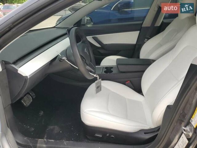 Сірий Тесла Модель 3, об'ємом двигуна 0 л та пробігом 83 тис. км за 6200 $, фото 6 на Automoto.ua