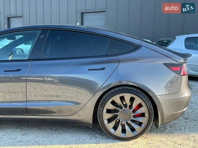 Сірий Тесла Модель 3, об'ємом двигуна 0 л та пробігом 16 тис. км за 28490 $, фото 5 на Automoto.ua