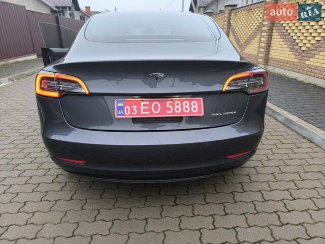 Сірий Тесла Модель 3, об'ємом двигуна 0 л та пробігом 37 тис. км за 20900 $, фото 6 на Automoto.ua