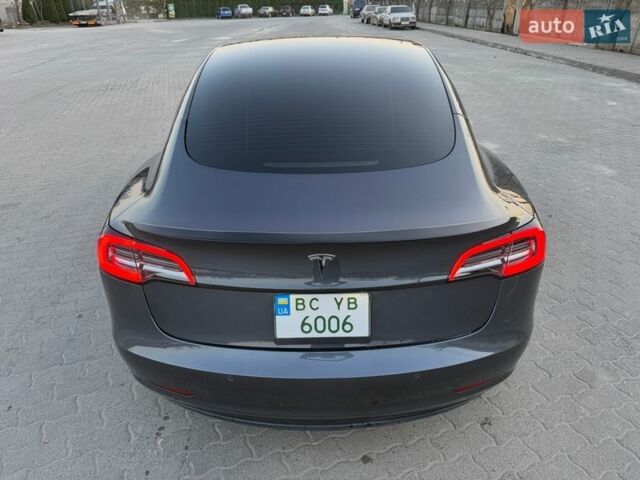 Сірий Тесла Модель 3, об'ємом двигуна 0 л та пробігом 99 тис. км за 15999 $, фото 18 на Automoto.ua