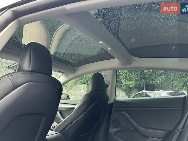 Сірий Тесла Модель 3, об'ємом двигуна 0 л та пробігом 117 тис. км за 18000 $, фото 19 на Automoto.ua
