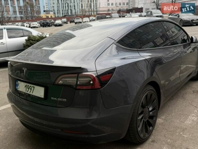 Серый Тесла Модель 3, объемом двигателя 0 л и пробегом 58 тыс. км за 26000 $, фото 5 на Automoto.ua