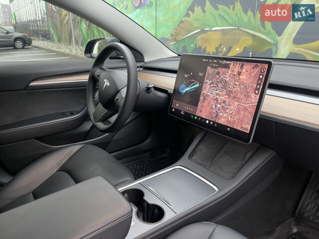 Сірий Тесла Модель 3, об'ємом двигуна 0 л та пробігом 47 тис. км за 29500 $, фото 5 на Automoto.ua