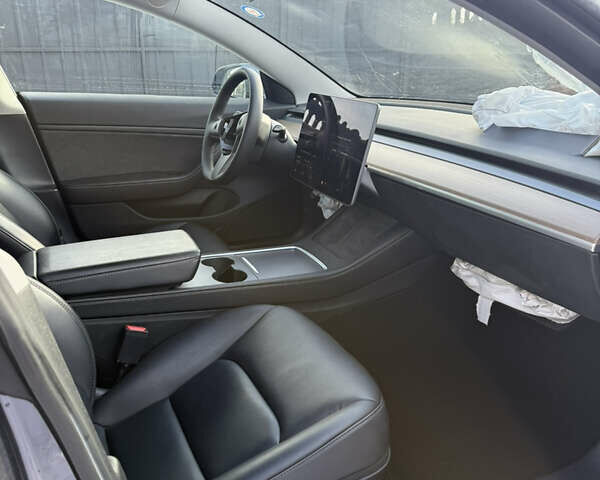 Серый Тесла Модель 3, объемом двигателя 0 л и пробегом 113 тыс. км за 13500 $, фото 37 на Automoto.ua