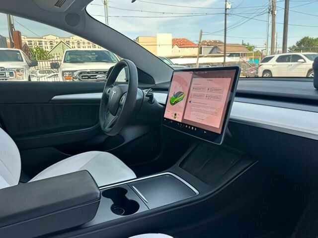 Сірий Тесла Модель 3, об'ємом двигуна 0 л та пробігом 37 тис. км за 9800 $, фото 11 на Automoto.ua