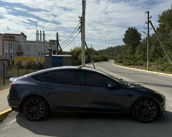 Сірий Тесла Модель 3, об'ємом двигуна 0 л та пробігом 67 тис. км за 25500 $, фото 1 на Automoto.ua