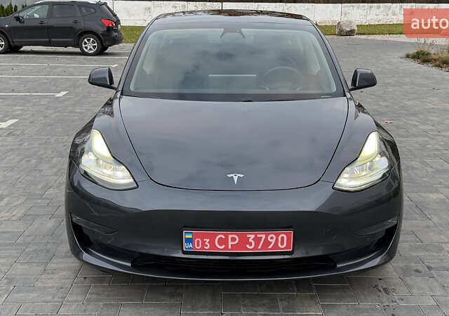 Сірий Тесла Модель 3, об'ємом двигуна 0 л та пробігом 79 тис. км за 19400 $, фото 34 на Automoto.ua