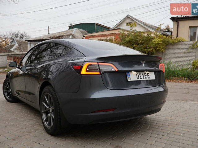 Сірий Тесла Модель 3, об'ємом двигуна 0 л та пробігом 100 тис. км за 20500 $, фото 4 на Automoto.ua