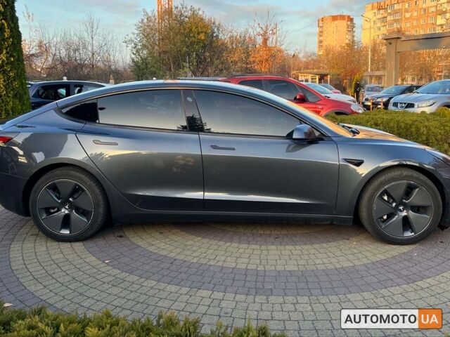 Сірий Тесла Модель 3, об'ємом двигуна 82 л та пробігом 80 тис. км за 23600 $, фото 7 на Automoto.ua