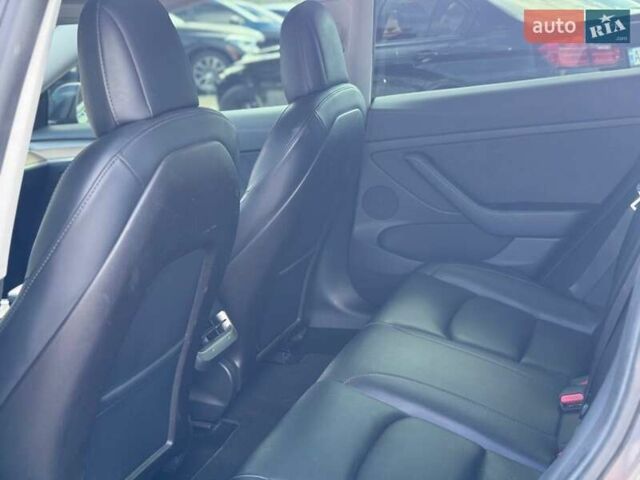 Тесла Модель 3 2021 у Харкові на Automoto.ua Сірий Тесла Модель 3, об'ємом двигуна 0 л та пробігом 96 тис. км за 21000 $, фото 12 на Automoto.ua