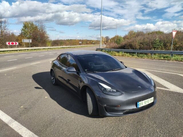 Тесла Модель 3 2021 у Львові на Automoto.ua Сірий Тесла Модель 3, об'ємом двигуна 0 л та пробігом 160 тис. км за 16000 $, фото 3 на Automoto.ua