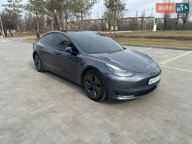 Сірий Тесла Модель 3, об'ємом двигуна 0 л та пробігом 71 тис. км за 20500 $, фото 3 на Automoto.ua