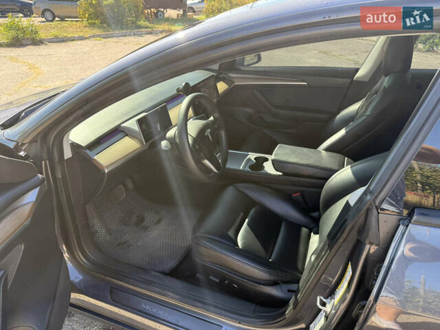 Серый Тесла Модель 3, объемом двигателя 0 л и пробегом 120 тыс. км за 16900 $, фото 14 на Automoto.ua