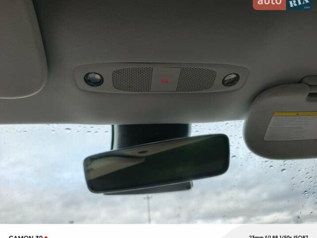 Серый Тесла Модель 3, объемом двигателя 0 л и пробегом 46 тыс. км за 18200 $, фото 10 на Automoto.ua