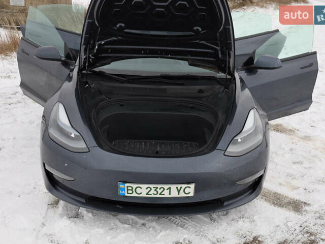 Сірий Тесла Модель 3, об'ємом двигуна 0 л та пробігом 98 тис. км за 23500 $, фото 91 на Automoto.ua