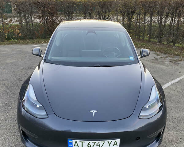 Сірий Тесла Модель 3, об'ємом двигуна 0 л та пробігом 98 тис. км за 19500 $, фото 2 на Automoto.ua