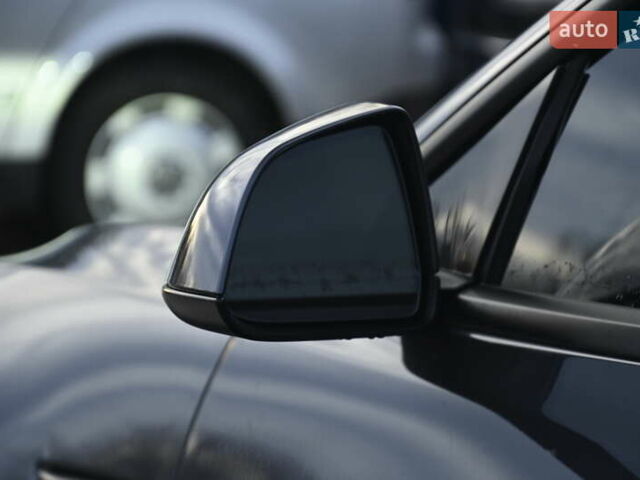 Серый Тесла Модель 3, объемом двигателя 0 л и пробегом 84 тыс. км за 22500 $, фото 18 на Automoto.ua